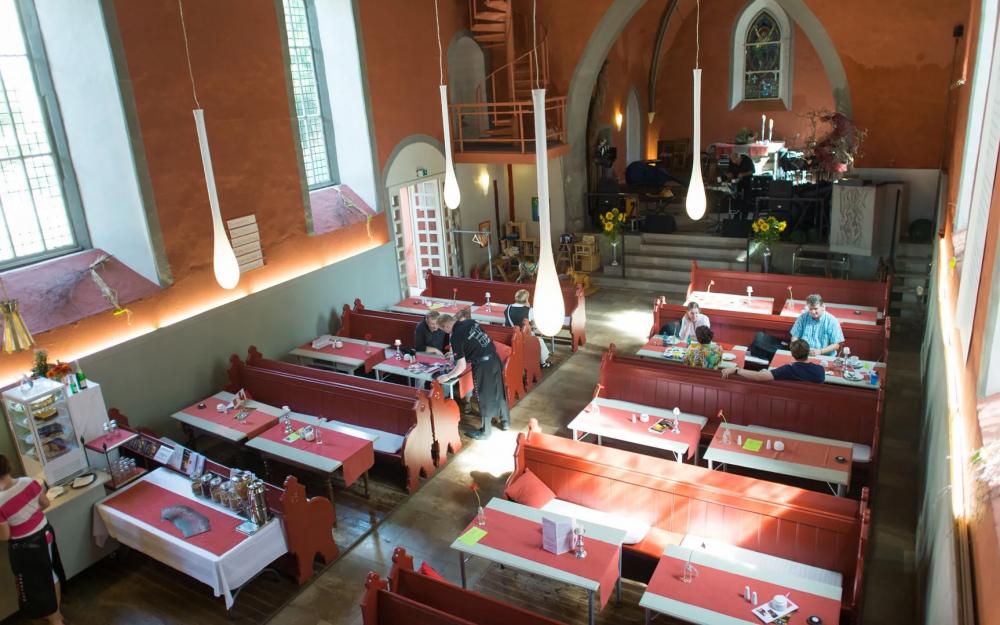 Innenraum einer Kirche in Baden-Württemberg