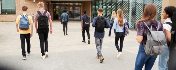 Das Land unterstützt Kommunen bei Bau und Sanierung von Schulen mit 208 Millionen Euro. 