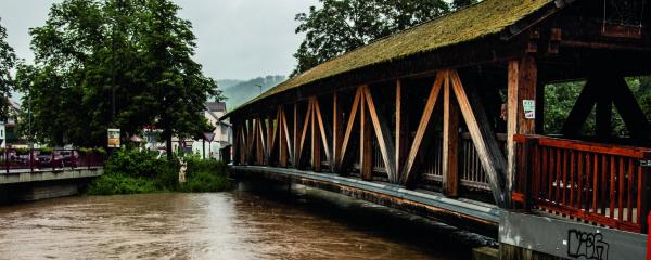 Angespannte Hochwasserlage an der Rems in Winterbach